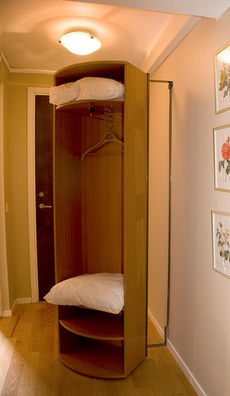 Hotel Vaennaes Vannas الغرفة الصورة
